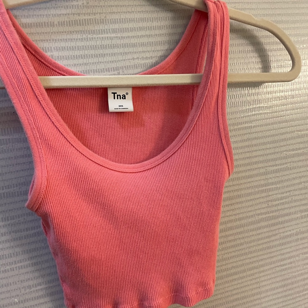aritzia tank
